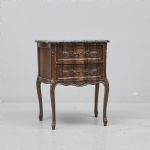 1312 8567 CHEST OF DRAWERS
